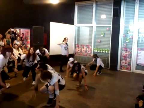 EXO-Wolf Dance Cover at Korean Filmfestival Frankfurt
