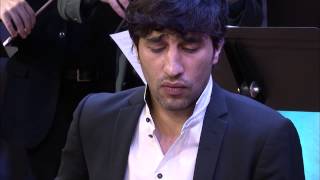 Concerto for Violin in A Minor, RV 356 – Avi Avital, mandolin & Venice Baroque Orchestra