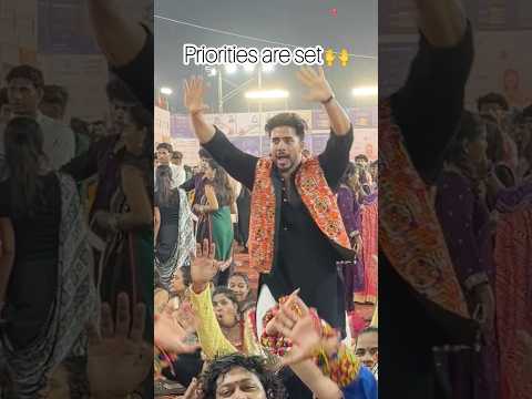 Karam karne jaata hu kaand ho jata hai 😜 | sooo sorry 🙄 #comedy #garba #shorts