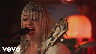 Hiatus Kaiyote - By Fire (Live Alive on Fuse TV) (Live Alive on Fuse TV)