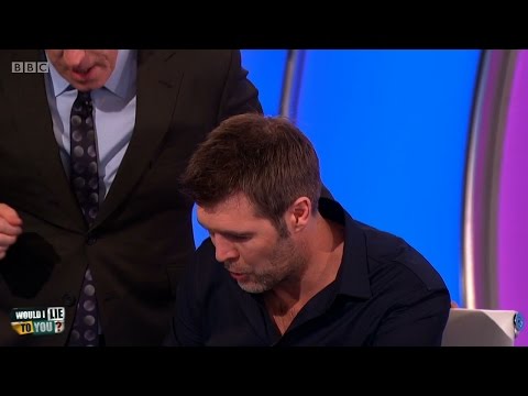 Rhod Gilbert a jeho zvláštní ruka