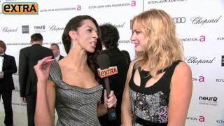 'Extra' Raw! Celebs Shine at Elton John's Party
