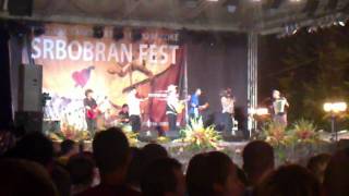 preview picture of video 'Srbobran Fest - 2011 - Zvonko Bogdan, Garavi Sokak, Frajle'