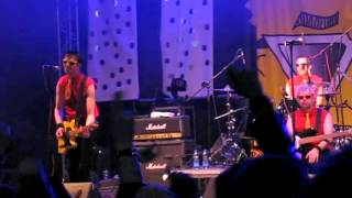 TOY DOLLS - Olga, I cannot.mp4