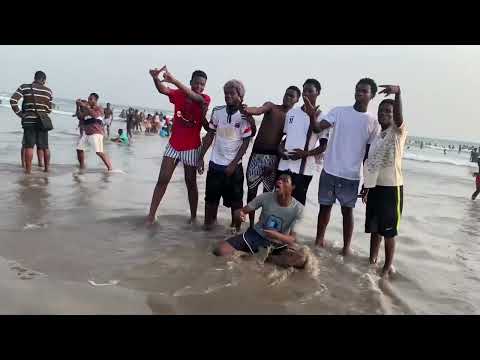 A day at the beach with #osigraphy and #nelz_concept