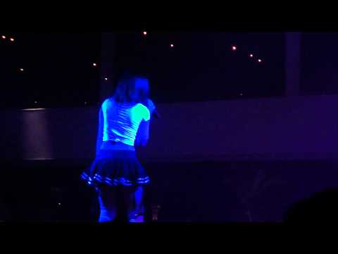 Nikki Lee - Chiki Chiki (Live_W Night Club Athens)