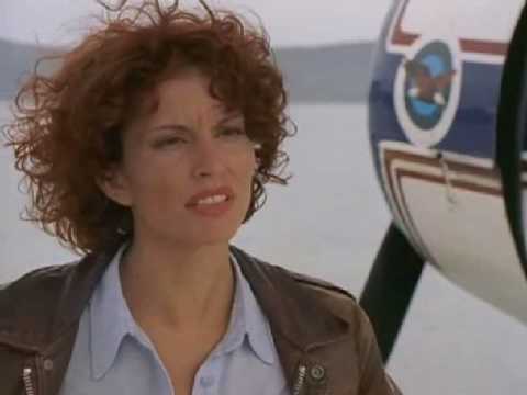 Simonne Baywatch S9- 16