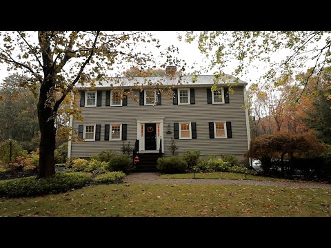 110 Warren Road, Sudbury MA - Beautifully Sited Colonial