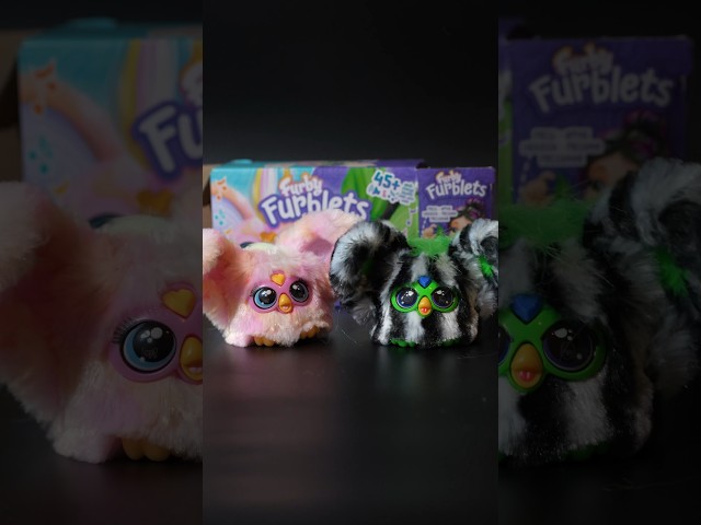 Vídeo relacionado con Furby Furblets, Minipeluche Cay-Kee, Temática de Pastel Rosa, Música y Sonidos, Juguetes con temática de Alimentos, para niños y niñas a Partir de 6 años