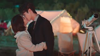 The president confessed his love to Cinderella and they kissed under the stars#romantic