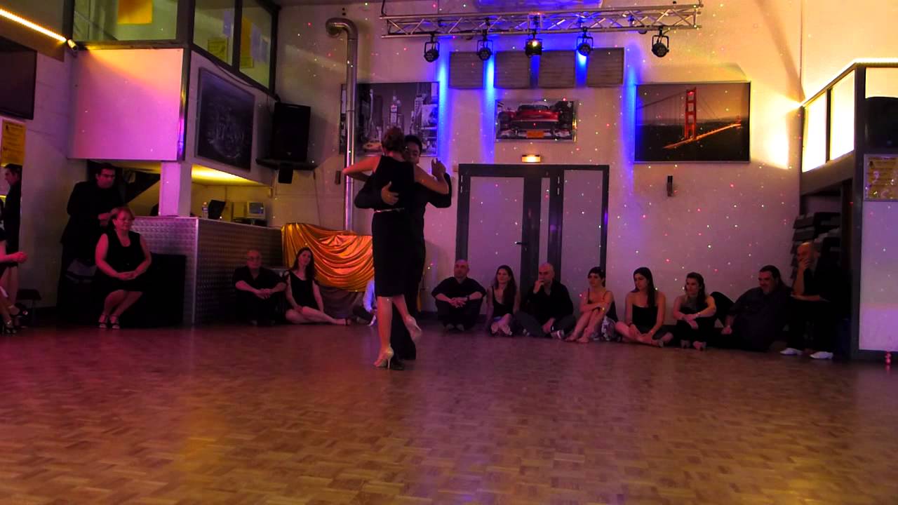 Noelia Hurtado y Carlitos Espinoza - Tango 1 -   Lyon 2014