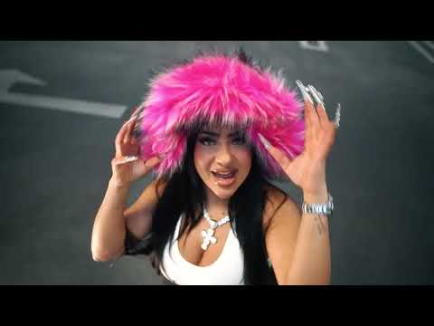 RiRi ft. YoungKa – “HOT” (Official Visualizer)