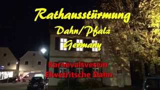 preview picture of video 'Rathausstürmung KVE-Elwetritsche Dahn/Pfalz Germany 11.11.2014 Clip 1'