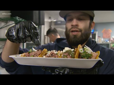 Popular Fort Worth BBQ joint turns into late-night street taco destination
