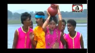 Download lagu नवा माट्टी कर गगरी फूट गइल | New Nagpuri Song 2023 | Sadri Song { Varsha & Dinesh Deva } mp3