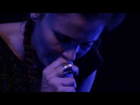 Lara Martelli feat Bronson - Orchidea Porpora - Live @ Contestaccio Roma