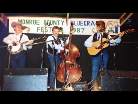 Crowe Brothers - My Little Honeysuckle Rose - with Raymond Fairchild