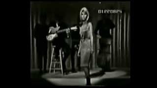 NANCY SINATRA 1966 - As tears go by (version N&amp;B)