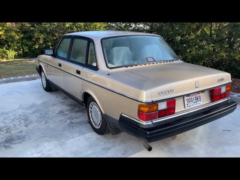 What is it like to daily drive a 30 year old Volvo 240?