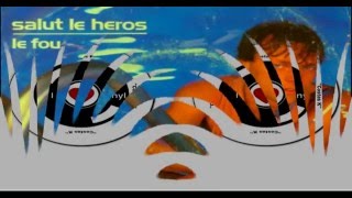 Kadr z teledysku Salut les héros tekst piosenki Yannick Darkman