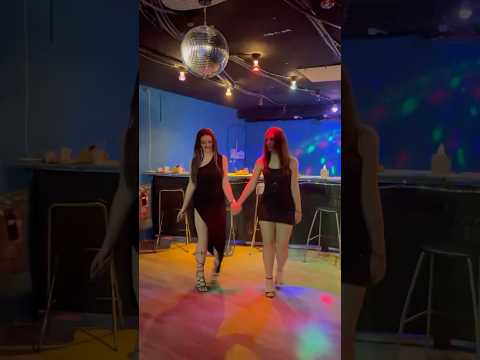 Uzicko kolo za dve osobe #kolo #uzivo #veselo #veselje #shorts