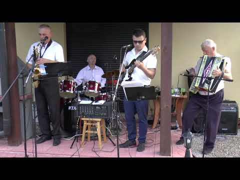 Piękny walczyk w wykonaniu kapeli "Sami Swoi" z Sędziszowa!