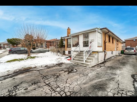 113 Dellbrook Crescent, North York Home for Sale - Real Estate Properties for Sale