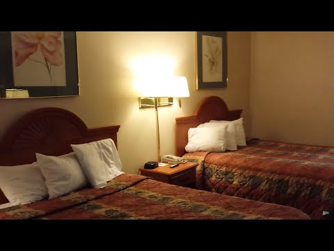 Throwback Hotel Tour: The Days Inn in Princeton, WV