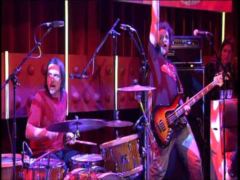 Drive like Maria @ DWDD