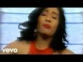 Selena - La Carcacha (Official Music Video)