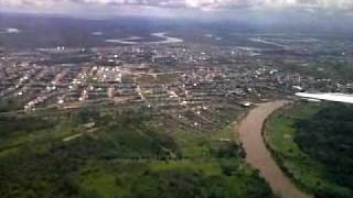 preview picture of video 'Vuelo Hidroavion por la Ciudad de Iquitos - El Gran Ipirawira'