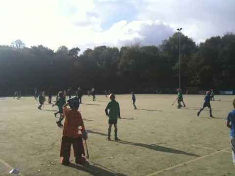 Fragment verdediging J8D1 HCGR 17 oktober 2009