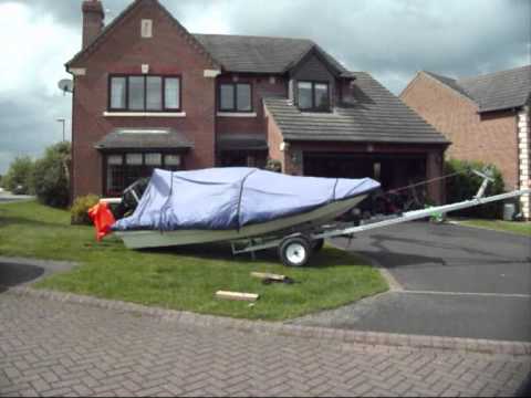 How to Put a boat back on trailer