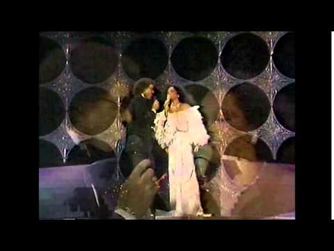 Diana Ross & Lionel Richie - Endless Love (Live)  54th Annual Academy Awards 1982