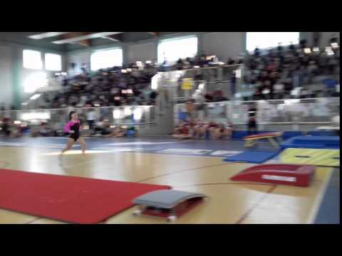 Gara CSEN specialità Alessia Cravin al volteggio 1 salto