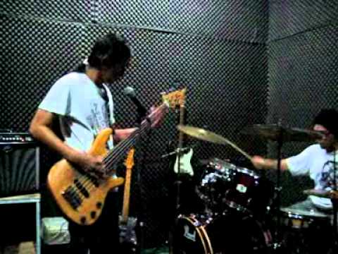 Cystgurgle - rehearsal @ 84 Music House - Serial Chyme Sucker