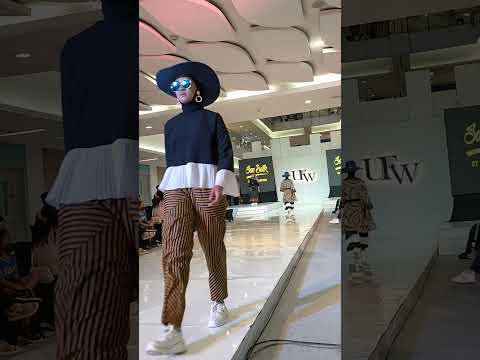 Urban Fashion Week Hartono Mall Solo Baru Designer by Erna Santoso San Batik