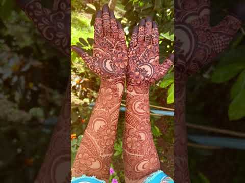 Red Sadi Nilgiri Mehandi Oil