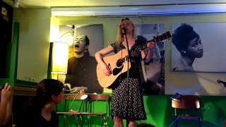 Laura Marling Instore @ Concerto Live Amsterdam 6/6/&#39;13 Part IV
