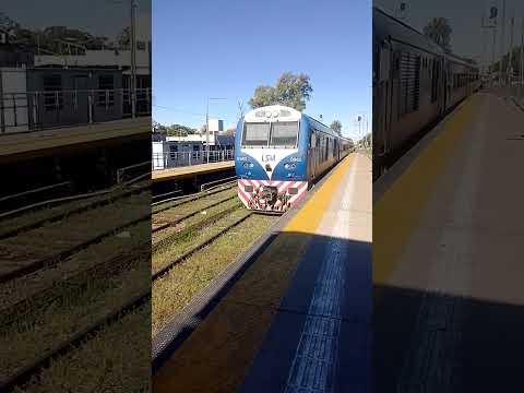 B960 ingresa a Pilar hacia Cabred (FCGSM 22-3-2026) #tren  #railway #railfan #travel #train #rail