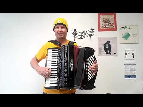 (SOLD!) - Beltuna Euro IV - Compact Size - Video #2 (Carnegie Accordion Company)