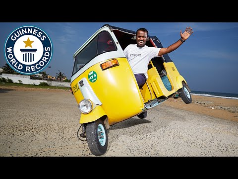 Nuevo Récord Guinness de un tuk tuk sobre dos ruedas