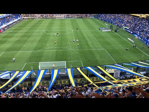 "Boca es la pasión." Barra: La 12 &bull; Club: Boca Juniors