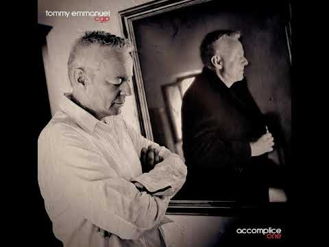 Saturday Night Shuffle   Tommy Emmanuel, Jorma Kaukonen, Pat Bergeson
