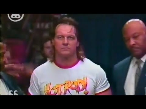 WWF - RODDY PIPER VS RICK RUDE MSG 1989