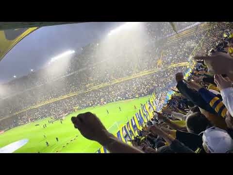 "Por esto la hinchada  de boca  se respeta  siempre  alentando! #bocajuniors" Barra: La 12 &bull; Club: Boca Juniors