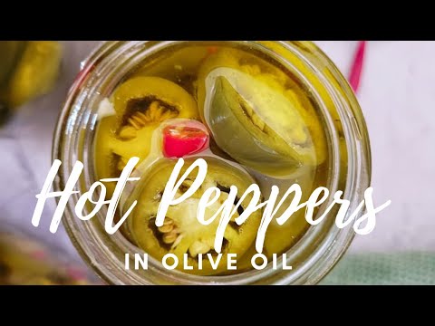 THE BEST HOT PEPPERS IN OIL