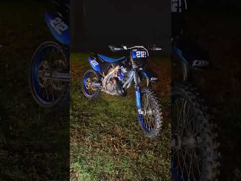 TikTok sound is delayed again😔 #fyp #tiktok #dirtbike #2stroke #edit #billiejean