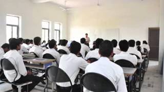 preview picture of video 'Disha Bharti College,Sre.wmv'