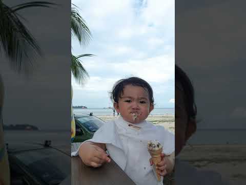 bambam eating ice cream